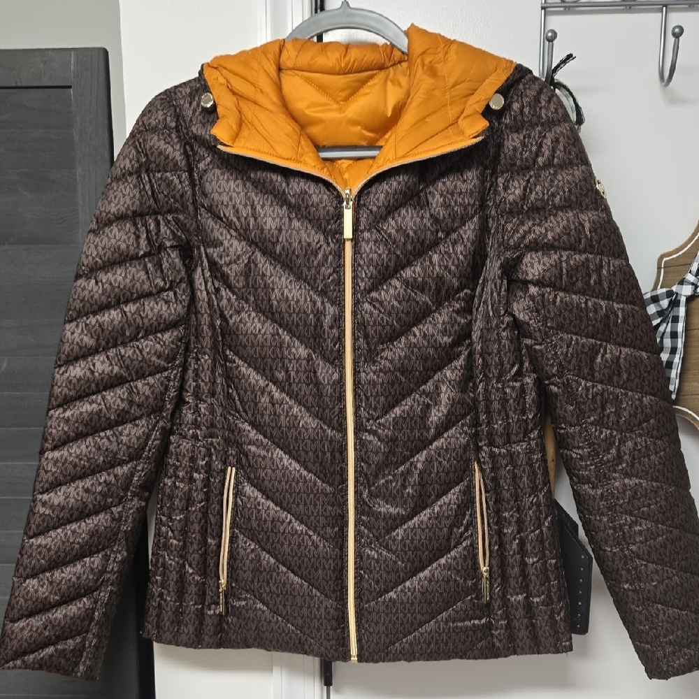 Michael Kors Quilted REVERSIBLE Puffer Jacket with Hood